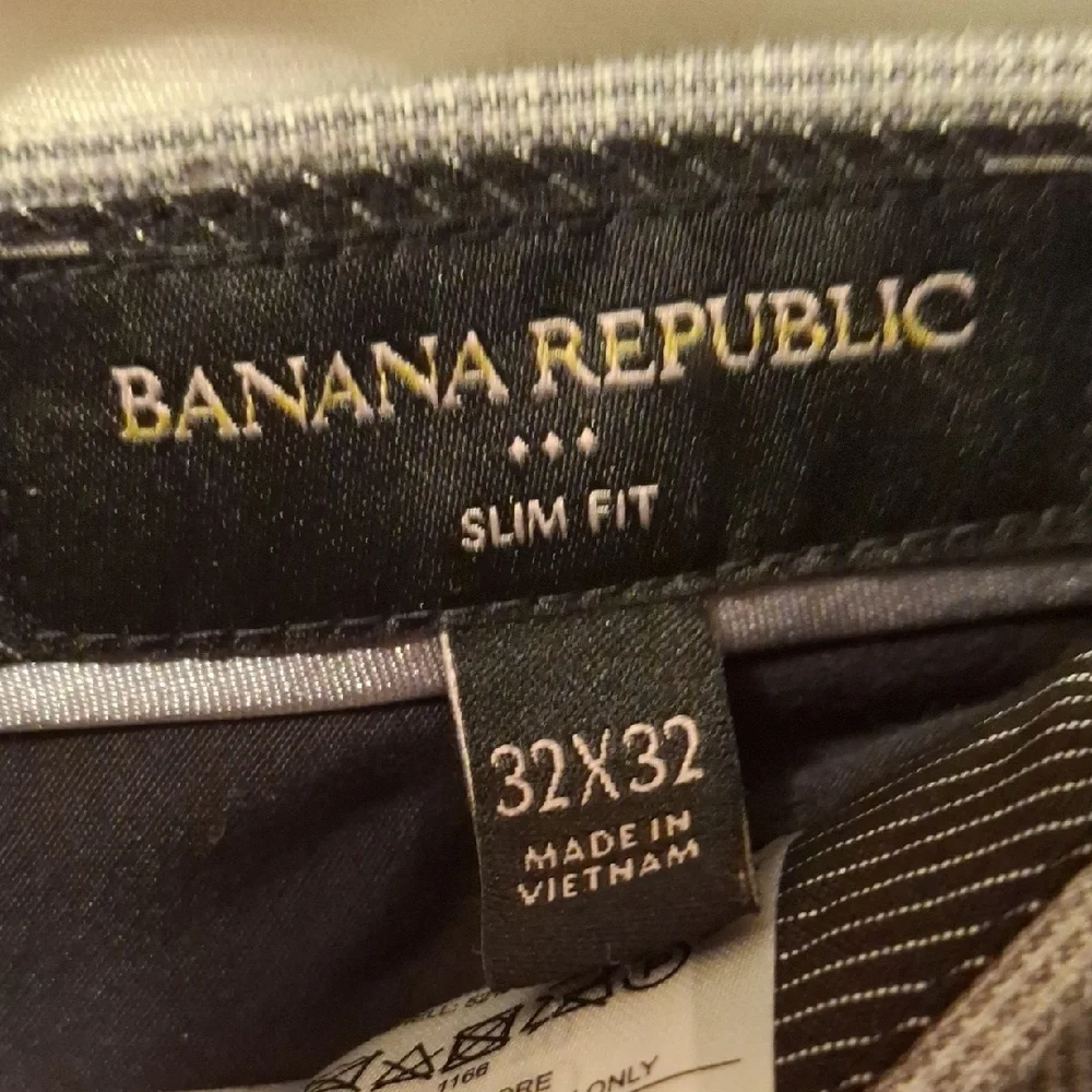 Banana Republic elegant gray